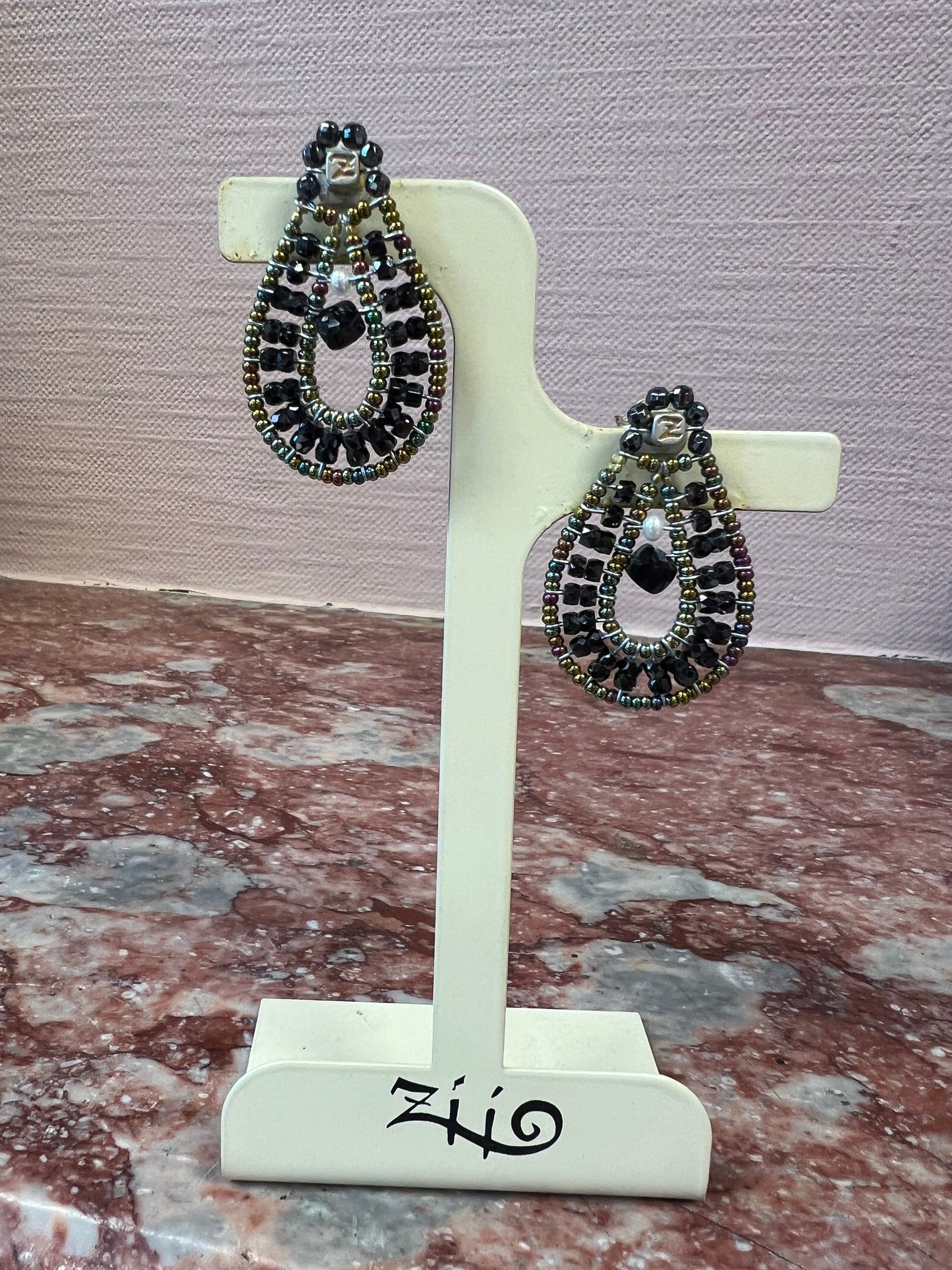 Tabis Black Earings