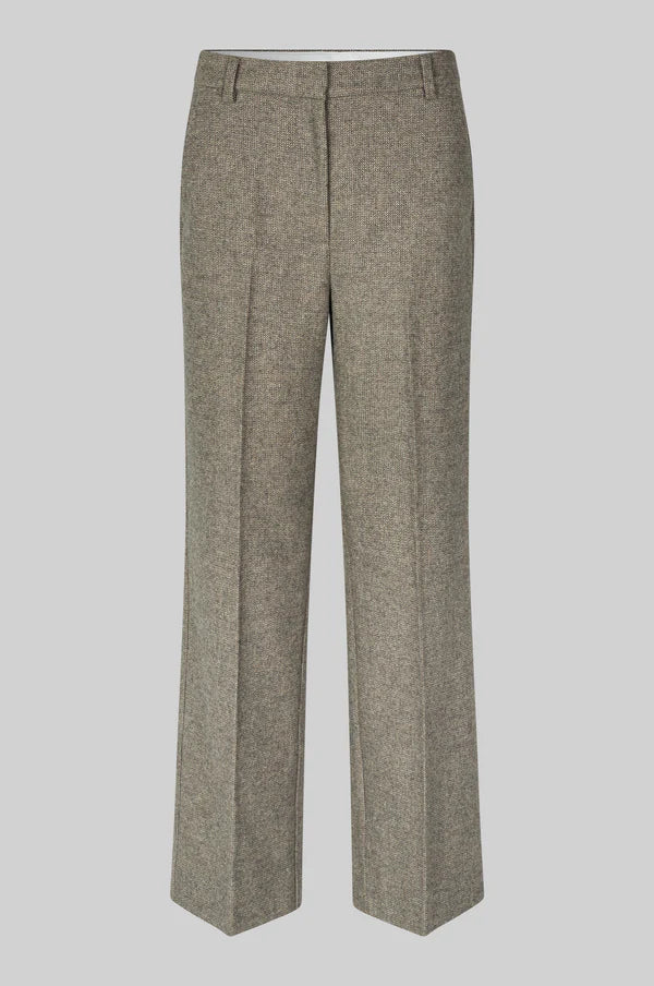 Levi Trousers in Volcanic Ash