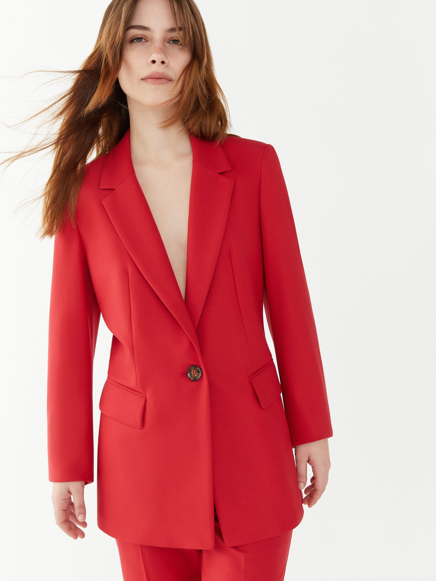 Hixie Figure Skimming Blazer in Red