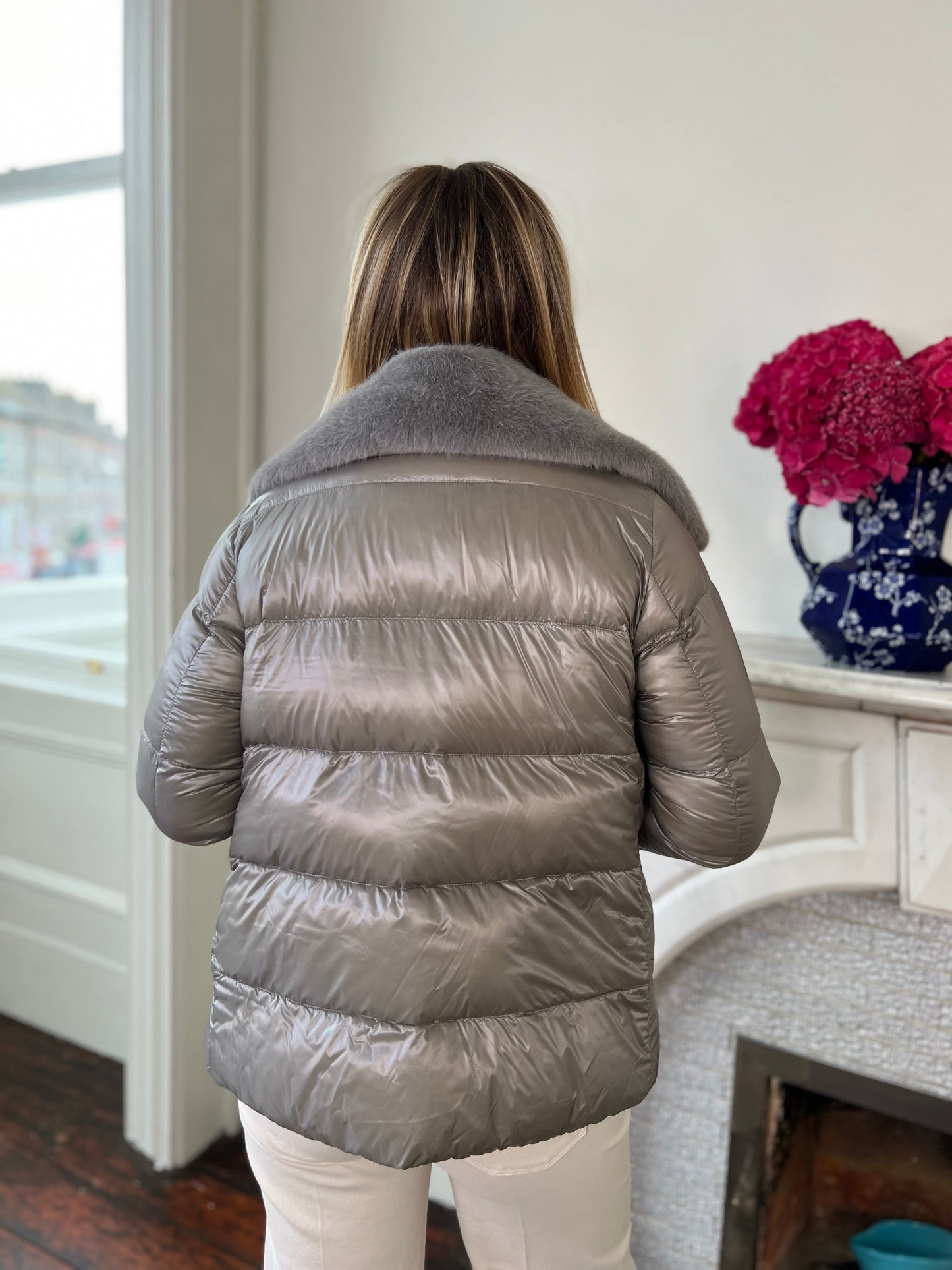 Light Grey Puffer Jacket with Faux Fur Collar