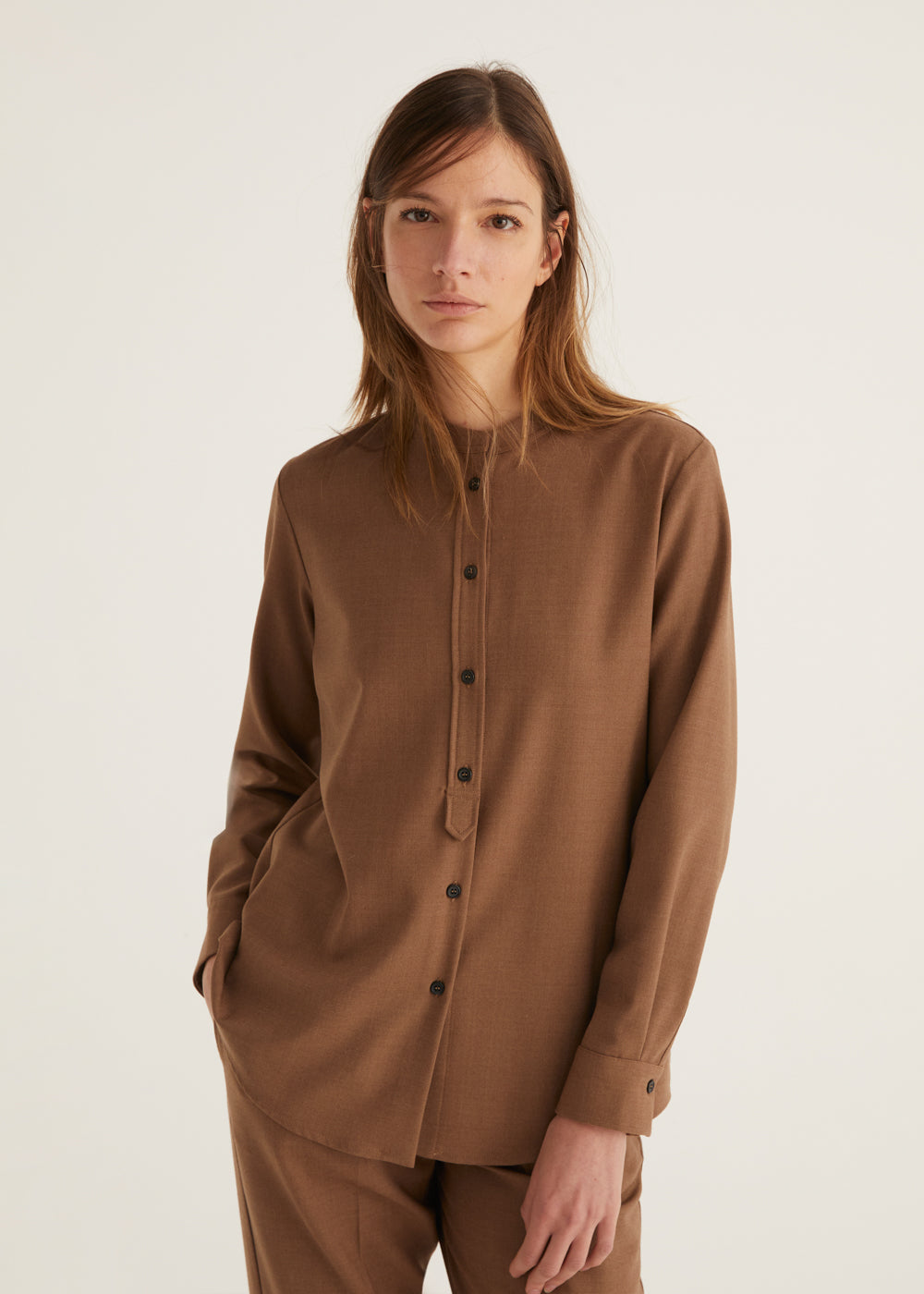 Wool mix Shirt with Mandarin Collar in Camel Brown