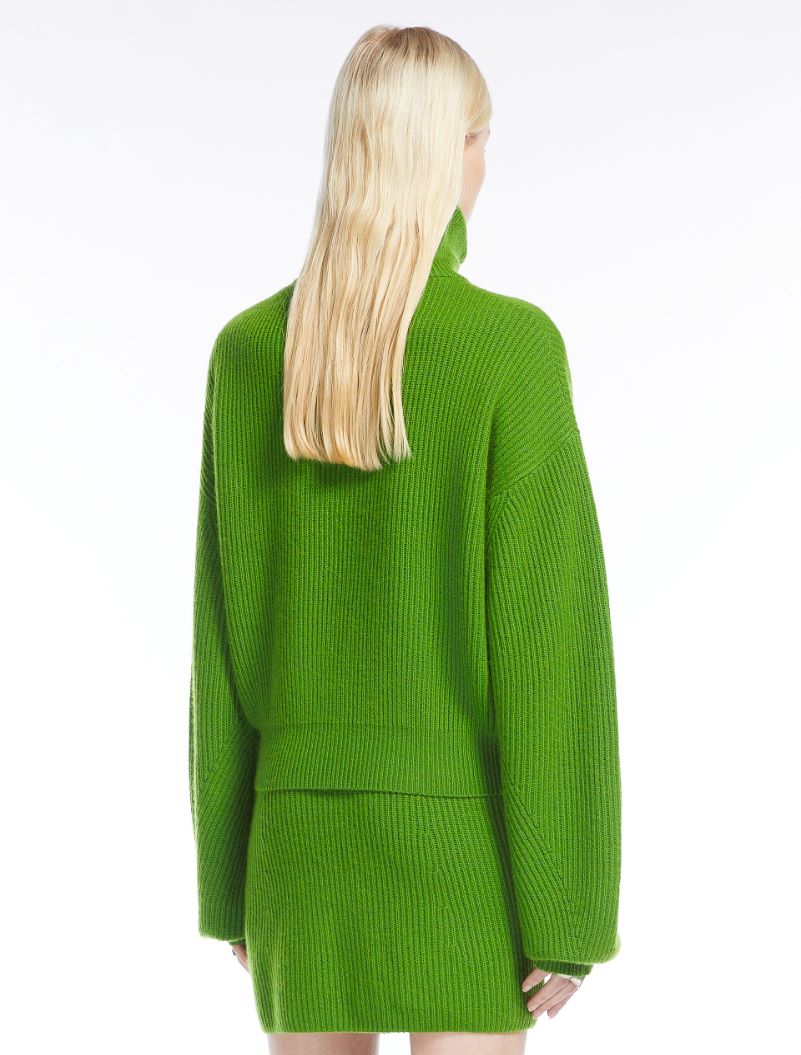 Svago Short Green Cardigan