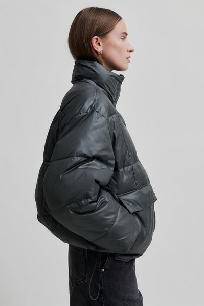 Gale Padded Jacket in Volcanic Ash